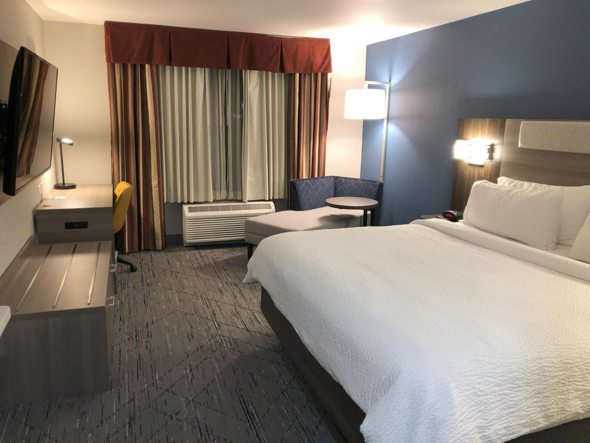 Holiday Inn Express Hotel&Suites Lovel& Loveland Exterior foto