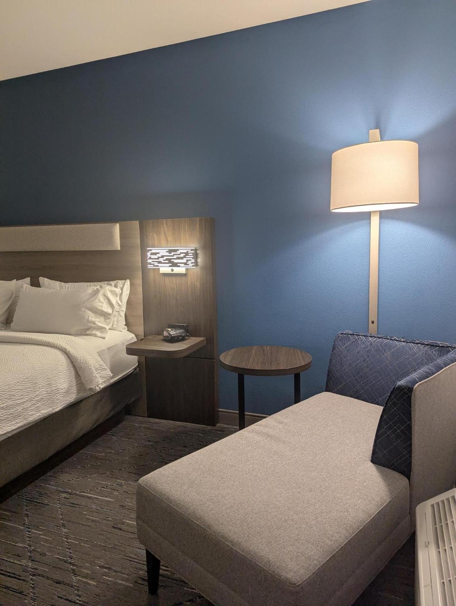 Holiday Inn Express Hotel&Suites Lovel& Loveland Exterior foto