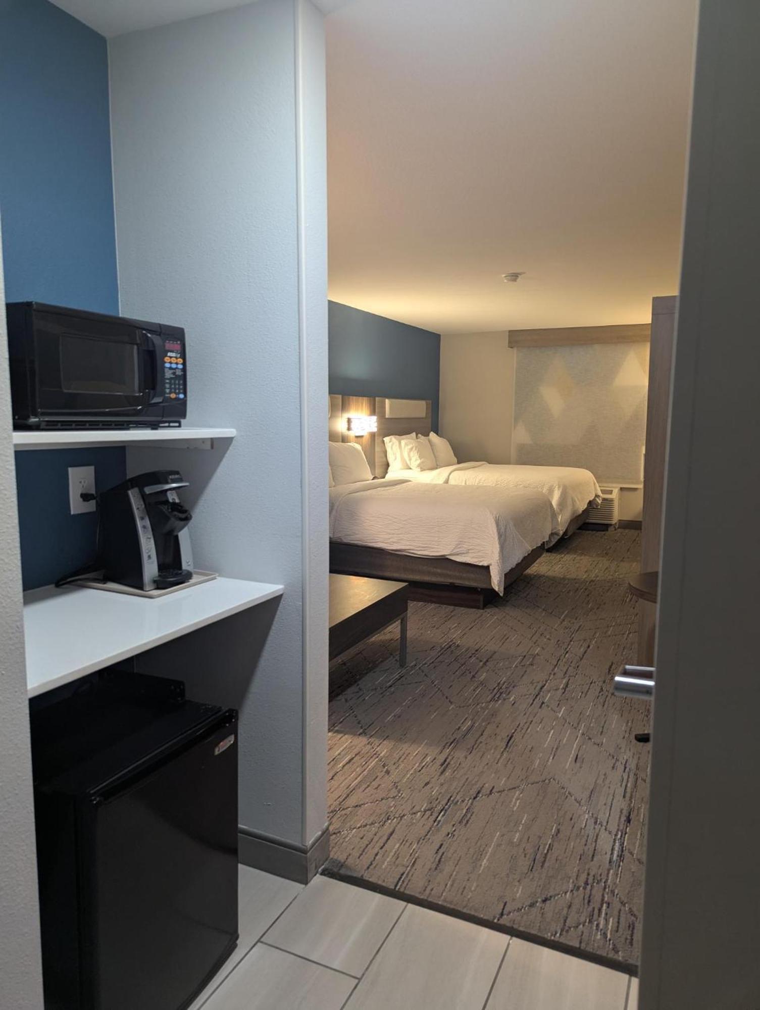Holiday Inn Express Hotel&Suites Lovel& Loveland Exterior foto