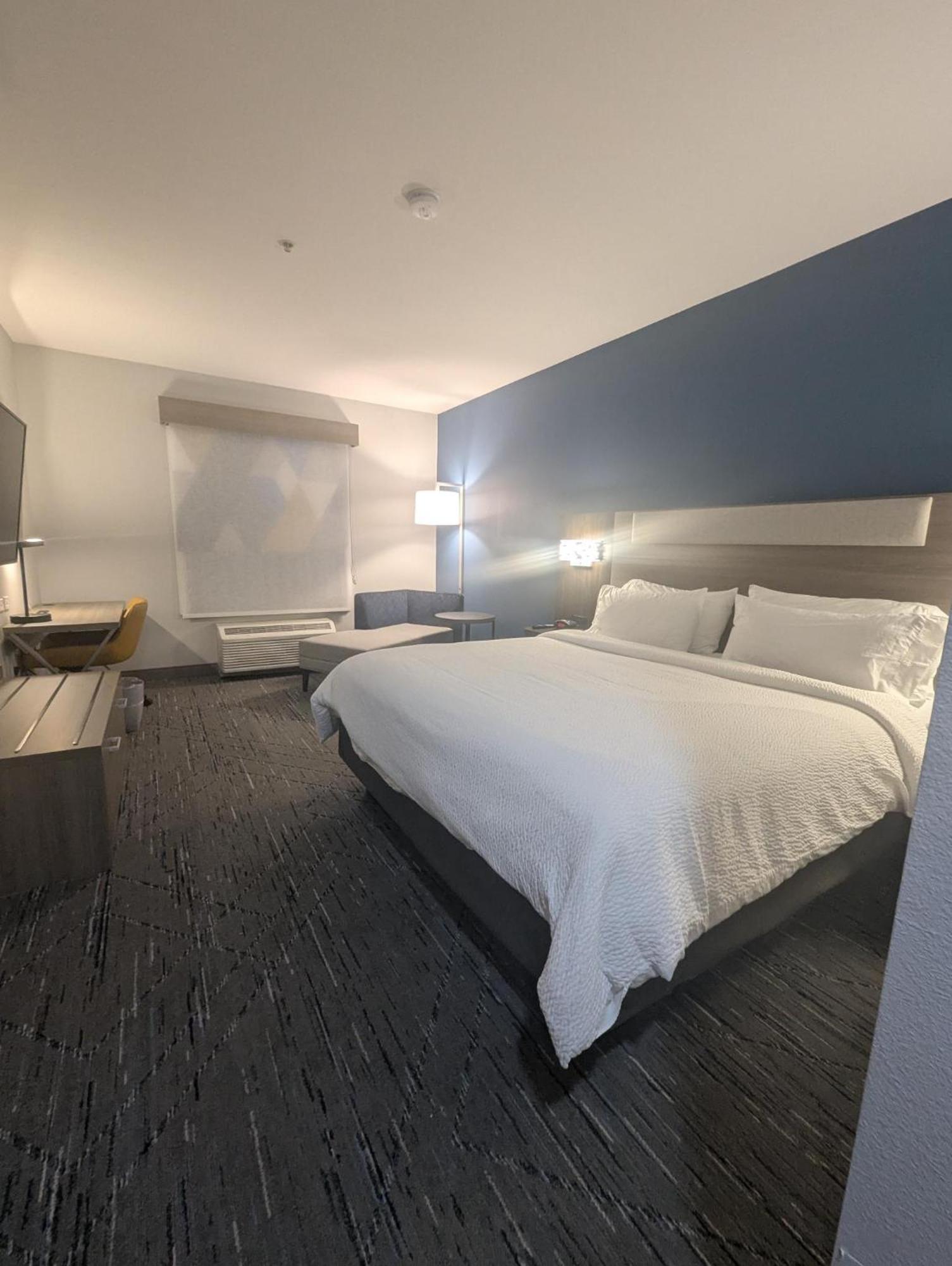 Holiday Inn Express Hotel&Suites Lovel& Loveland Exterior foto