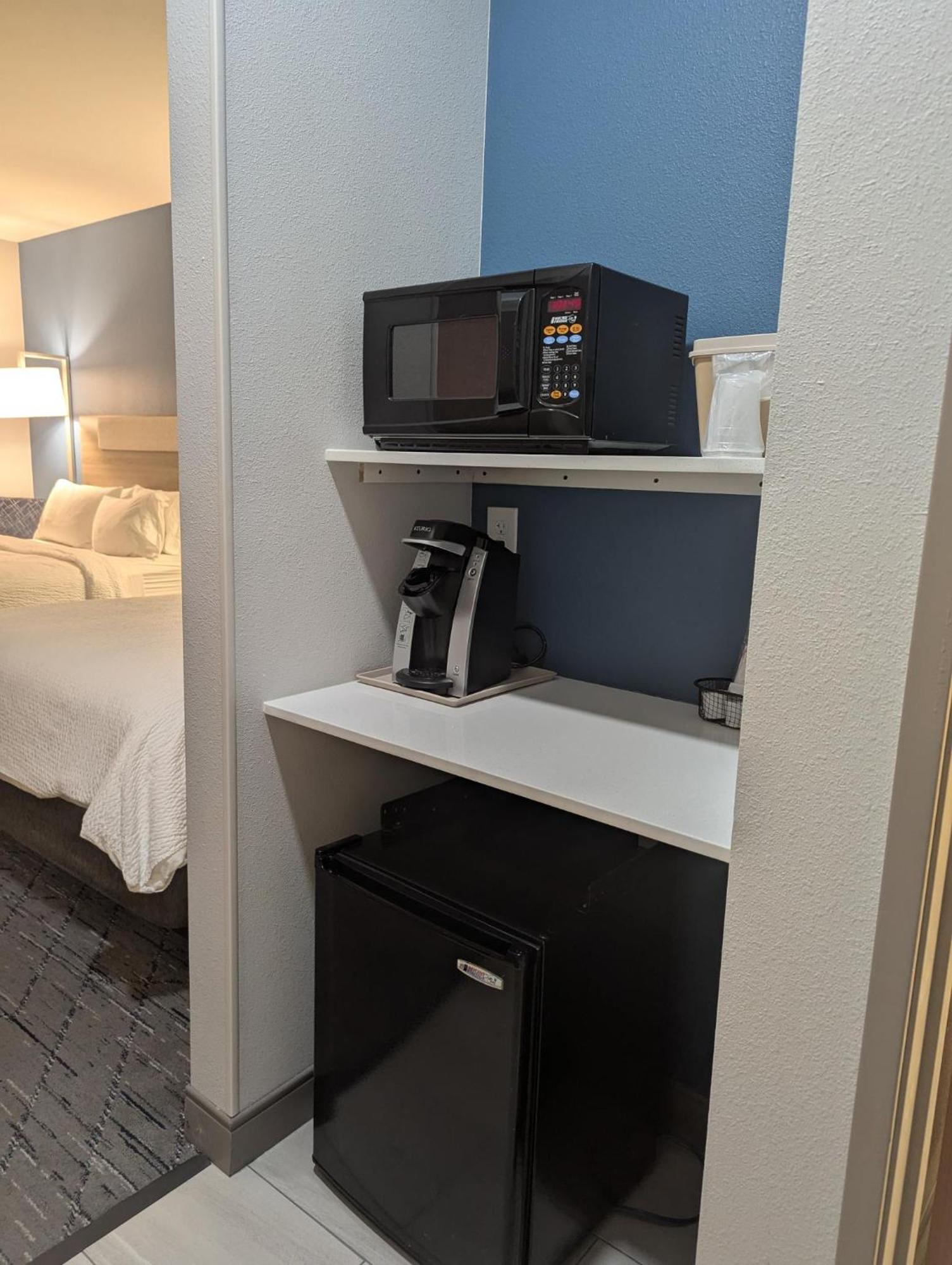 Holiday Inn Express Hotel&Suites Lovel& Loveland Exterior foto