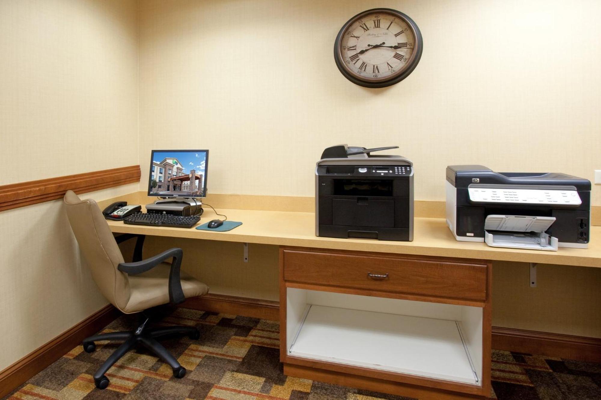 Holiday Inn Express Hotel&Suites Lovel& Loveland Exterior foto